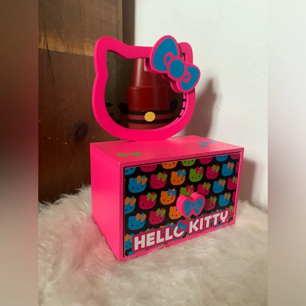 2014 Hello Kitty Jewelry Box with Mirror
